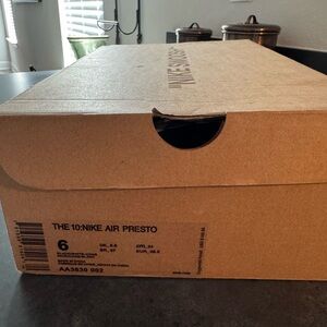 Off-White Women's Sneakers in Tan